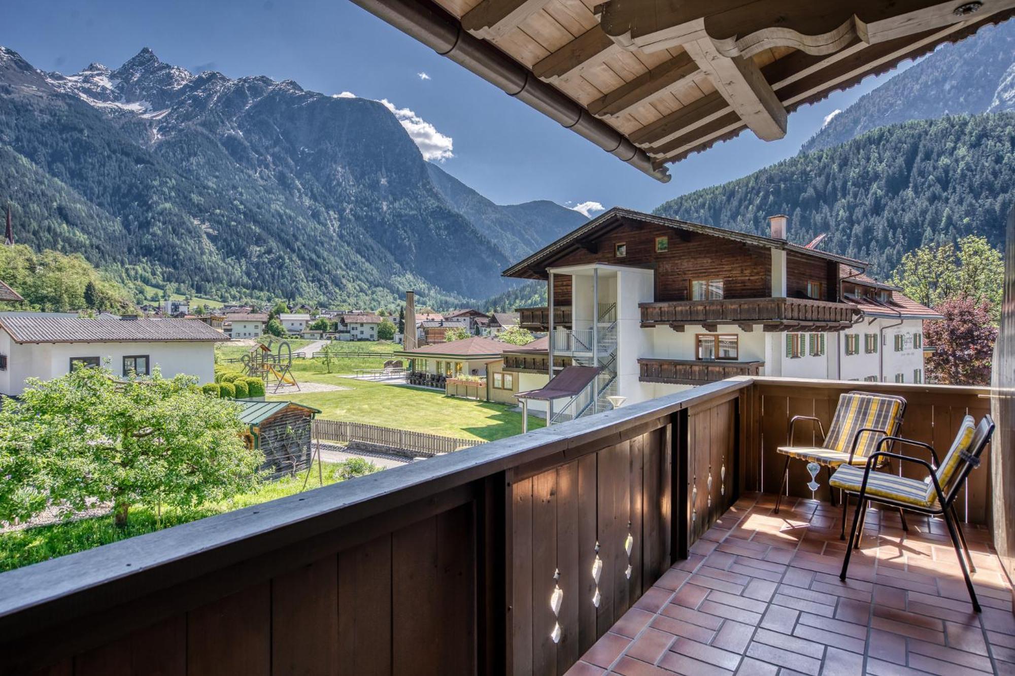 Hotel Jaegerhof เอิทซ์ ภายนอก รูปภาพ
